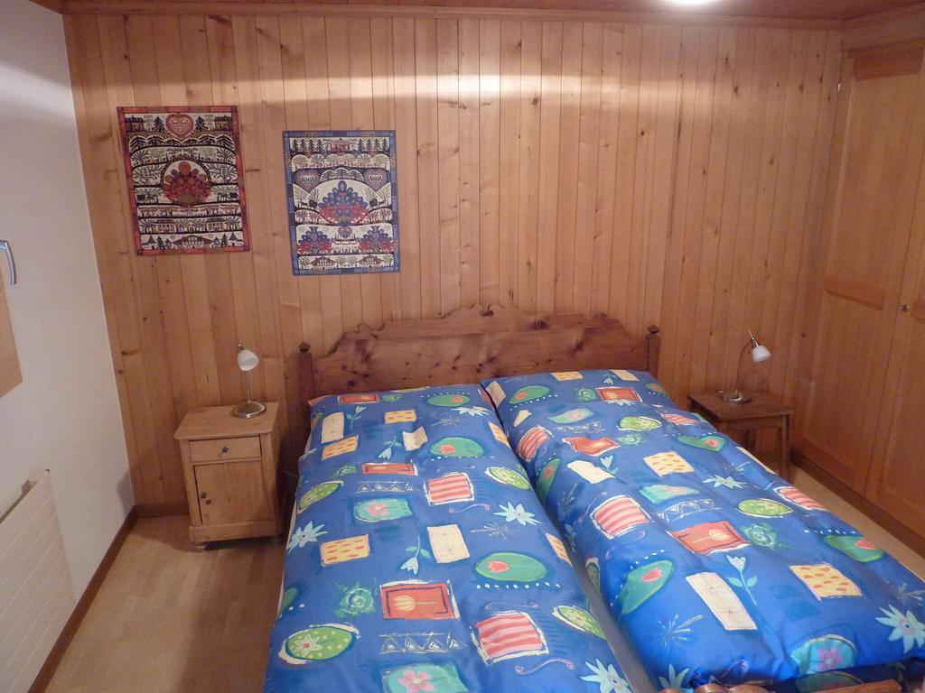 Chalet Aebnetbode Gstaad Pokój zdjęcie